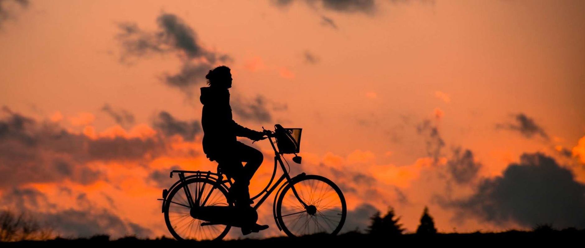poster image 10 raisons d’aller au boulot à vélo dès aujourd’hui. Diminuer les risques de maladies. - 10 raisons d’aller au boulot à vélo dès aujourd’hui.